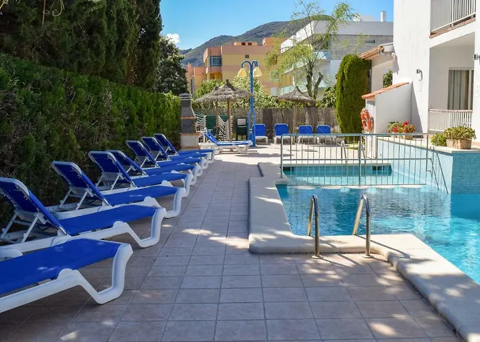 Alexia Complex 2br 9min To Sea 5min To Town At1833