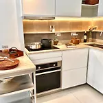 Alexia Complex 2br 9min To Sea 5min To Town At1833 アパート *