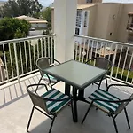 Alexia Complex 2br 9min To Sea 5min To Town At1833 アパート