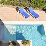 Alexia Complex 2br 9min To Sea 5min To Town At1833 * ポルト・ダ・ポリェンサ