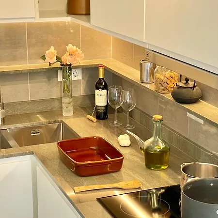 Alexia Complex 2br 9min To Sea 5min To Town At1833 * Порт-де-Польєнса