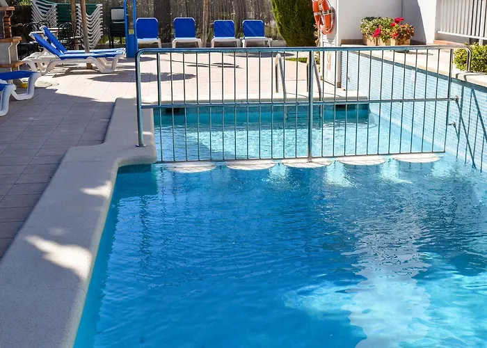 Alexia Complex 2br 9min To Sea 5min To Town At1833