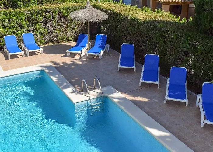 Alexia Complex 2br 9min To Sea 5min To Town At1833